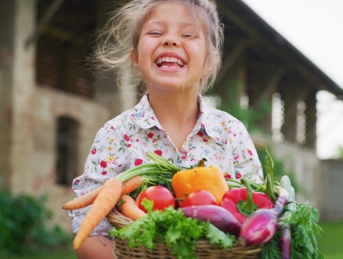 Jeder Einzelne kann aktiv etwas für seine Zahngesundheit tun. Neben der täglichen Zahnpflege und dem regelmäßigen Besuch beim Zahnarzt spielt auch die Ernährung ...